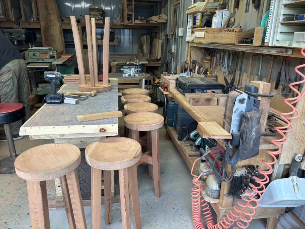 ご注文のカウンターチェア